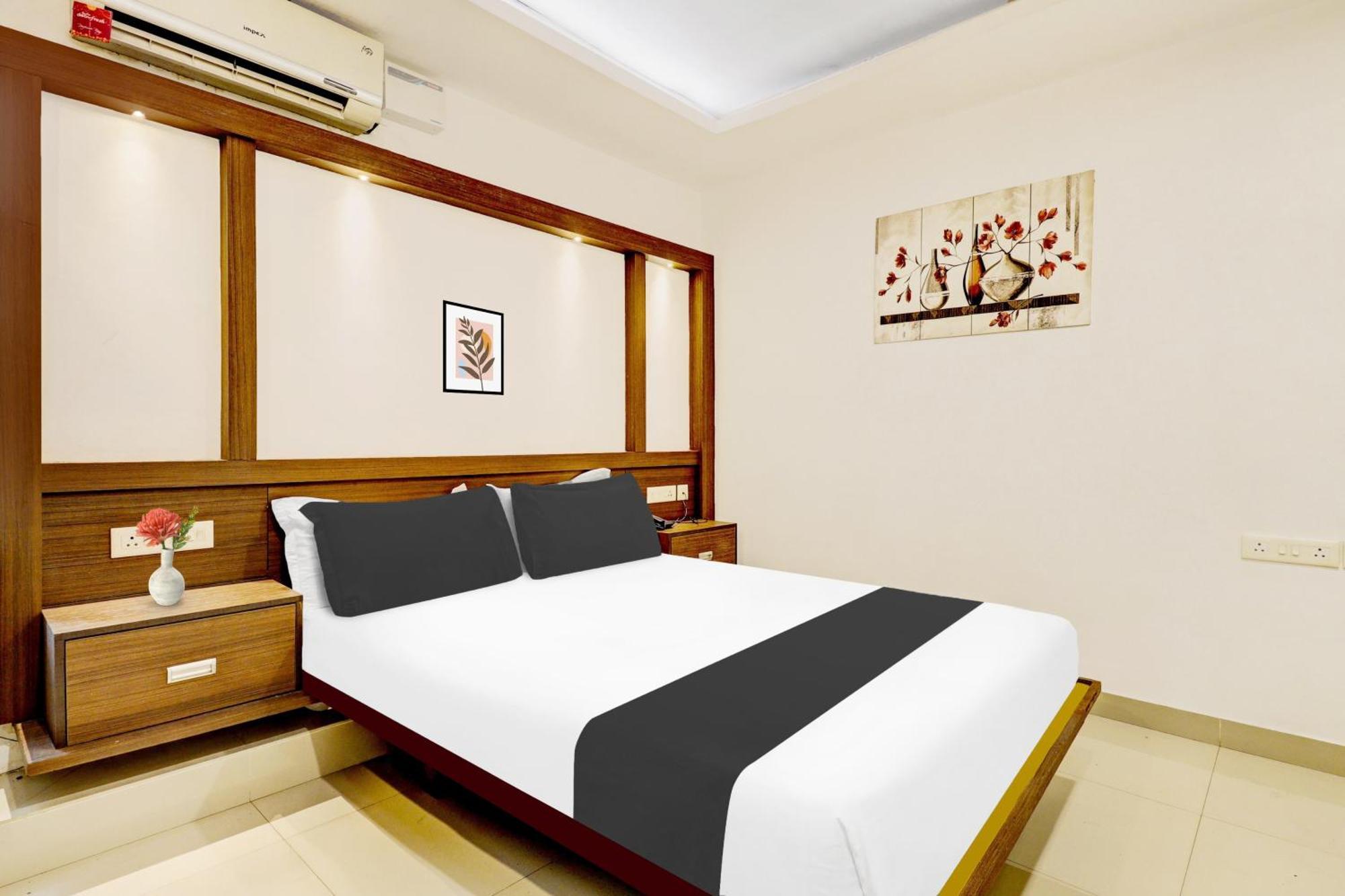 Super Hotel O Kazhakoottam Near Al Saj Convention Centre Kazhakuttam Exterior photo